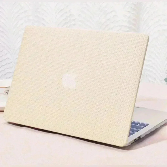 Hard Shell Case for MacBook Pro 13" with Keyboard Cover Beige Textured Slim New - Picture 7 of 12